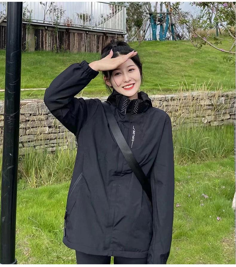 Women's NASA Windbreaker Jacket: Trendy, Lightweight, Detachable 3-in-1 for Spring, Autumn, and Winter. Suitable for Mountaineering.