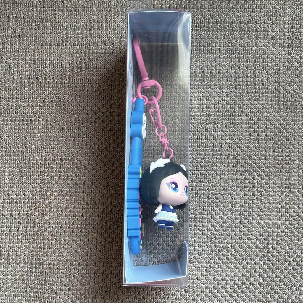 [USED] Korea Exclusive HEART2HEARTS Jiwoo Tinipin Figure Keyring
