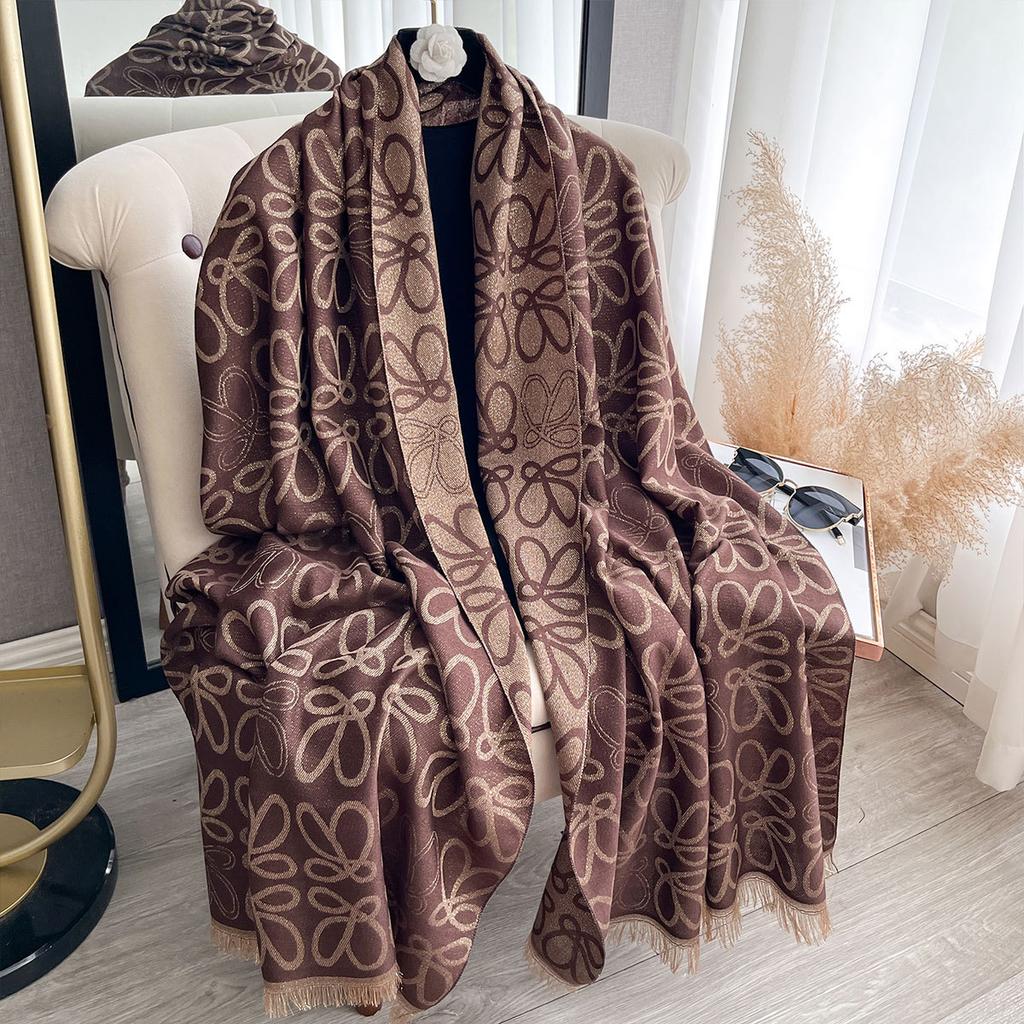 Jacquard Fashion High-End Imitation Cashmere Scarf Women'S Early Spring Warm Casual Outer Shawl Scarf