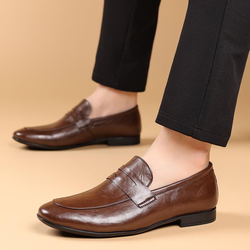 Fashion New Mens Loafers Italian High Quality Business Leather Casual Shoes for Men Slip On Dress Shoes Comfort Driving Shoes Mocasssin