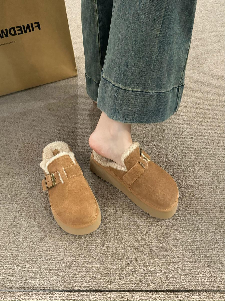 

Cowhide version thick-soled snow boots increase the height of the bag head and half-drag women s autumn and winter new warm and thickened plush Bi 39