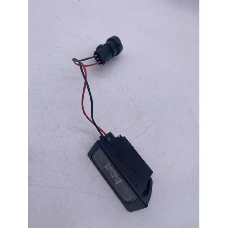 - Модели VOYAH FREE Задний фонарь номерного знака