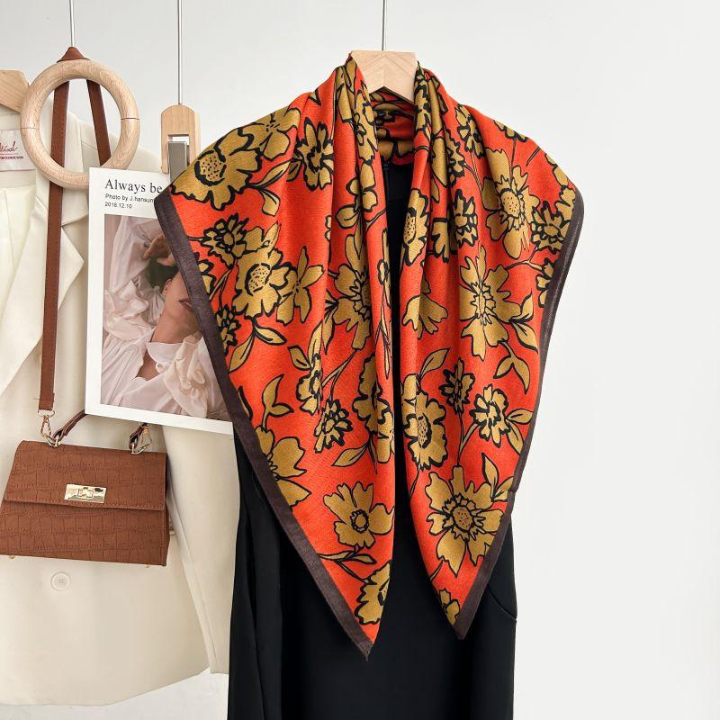 Autumn And Winter White Flower Print Fresh And Elegant 90 Square Scarf Herringbone Shawl Soft Skin-Friendly Warm Scarf