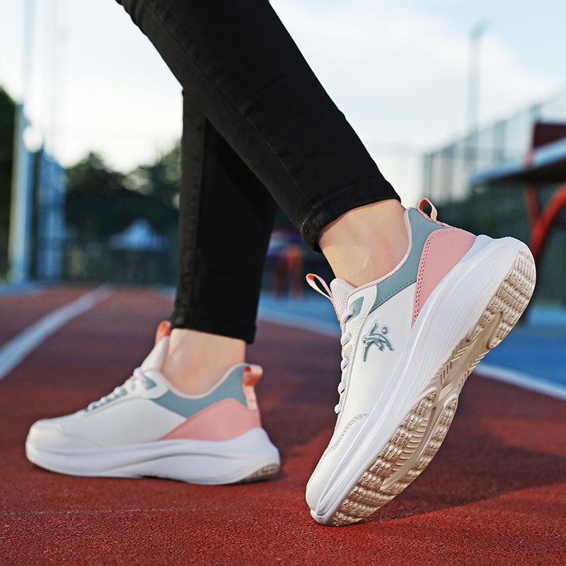 Leather Waterproof Soft-soled Sneakers, Black Breathable and Lightweight Shock-absorbing Running Shoes, White Casual Travel Shoes