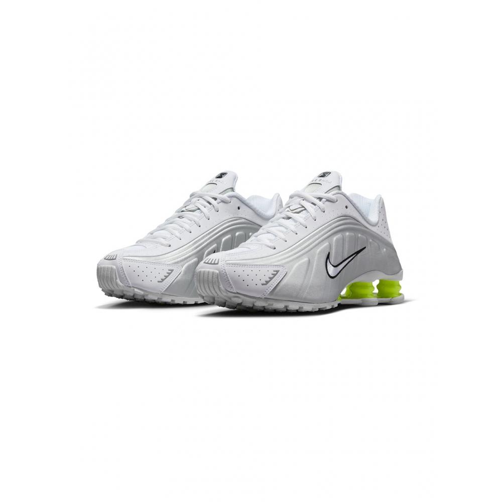 Nike Nike Shox R4