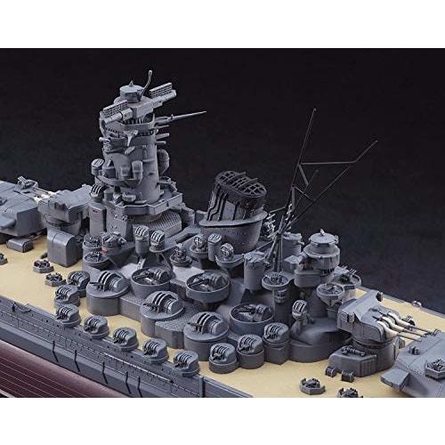 Hasegawa 1/450 Japanese Navy Battleship Yamato Plastic Model Z01