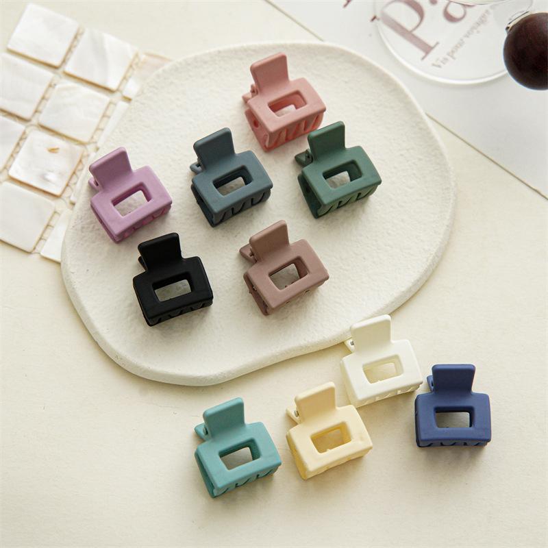 Small Square Hair Claws Frosted Hair Clip Geometry Simple Hairpins Ponytail Clip Crabs Hair Accessories for Women