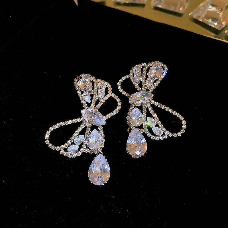 

Елегантний французький набір прикрас з цирконію у вигляді метеликів: Кольє та сережки