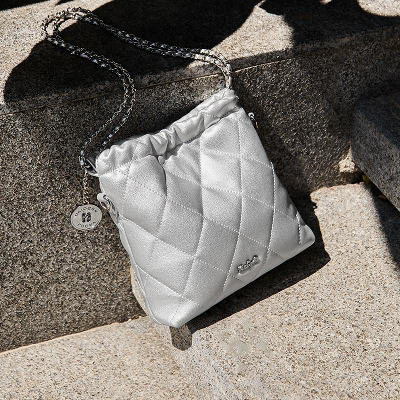 New 2025 Autumn Winter Fashion Design Chain Bag for Women, Niche High-end Crossbody Small Bag, Genuine Leather Women's Bag