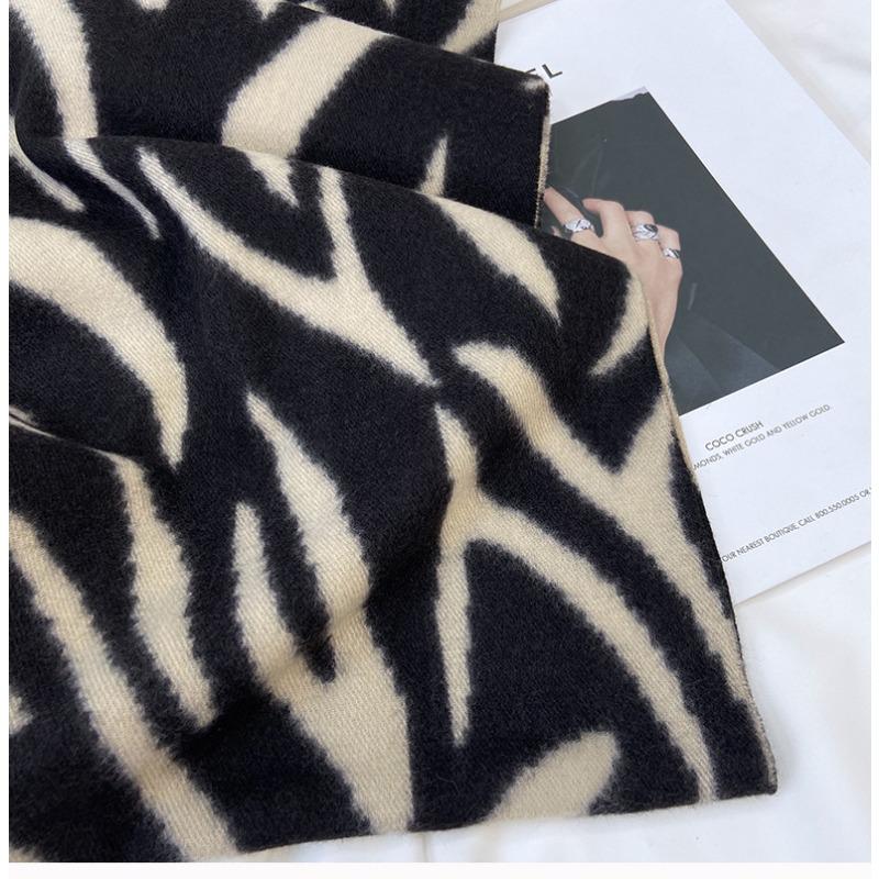 Scarf Women's Autumn and Winter European and American New Striped Printing Tassel Imitation Cashmere Shawl Cross-border Warm Scarf