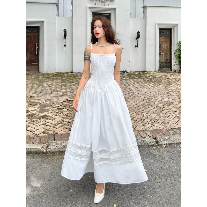 Gothic Hepburn Style French style High Sense Lace Stitching Sexy Temperament Slimming Lace-up Sling Dress Long dress