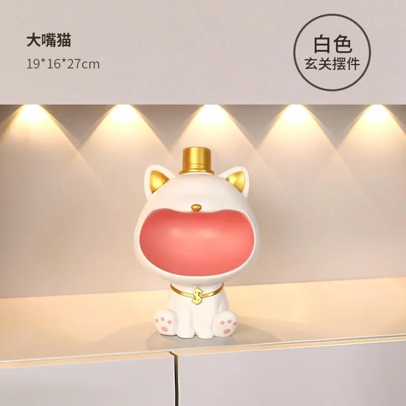 Lucky Cat Sculpture Kawaii Home Decoration Resin Crafts Cute Indoor Figurine Creative Living Room Ornaments Table Storage Statue