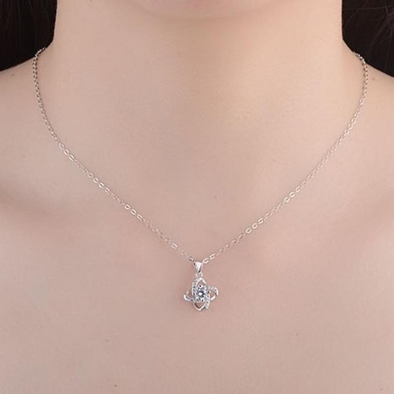 LUXY MOON Female Short Paragraph Clavicle Chain Pendant Simple Lucky Clover Pendant Necklace