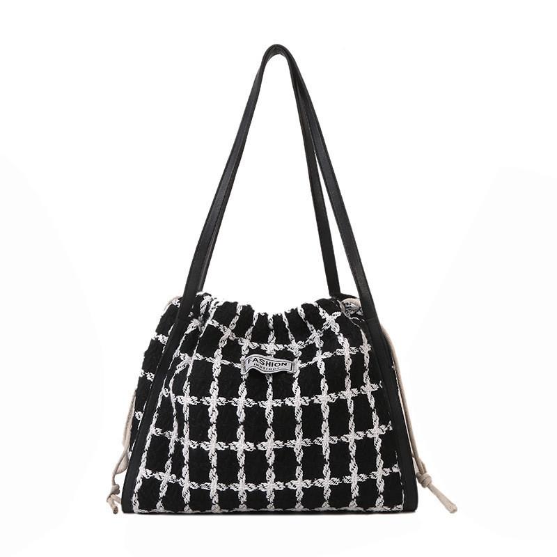 Trendy Plaid Large Capacity Korean Style Tote Bag For Women 2023 Chic
