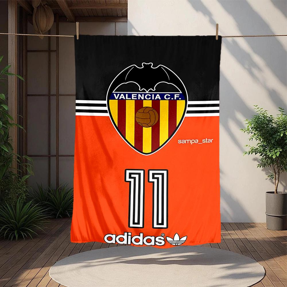 1pc Valencia CF Digital Printed Flannel Blanket, Super Soft Plush Fleece Bed Cover, Multipurpose Four Season Blanket for Sofa, Bed, Office,