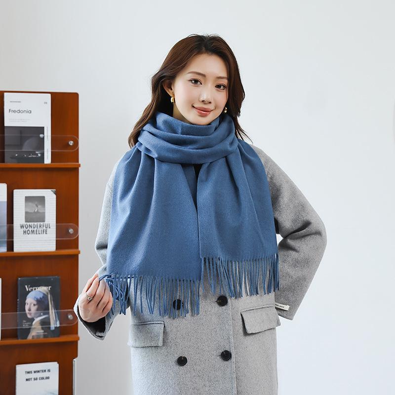 Luxurious Women's Cashmere Wool Scarf: Versatile Solid Color Shawl for Autumn and Winter