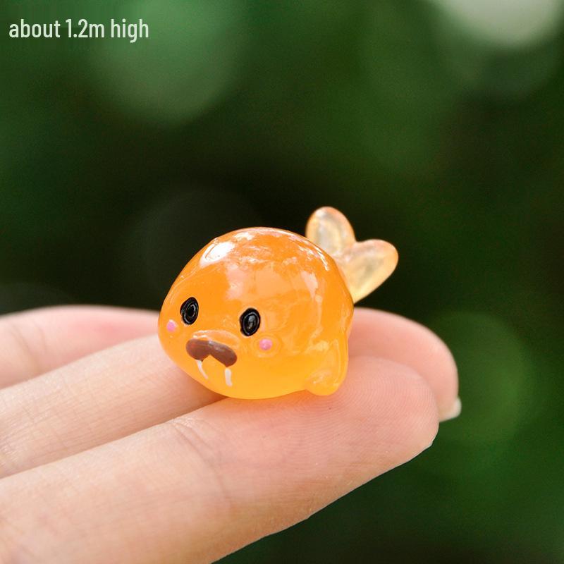 Moss Micro-Landscape: Luminous Marine Animal Figurines for Fish Tank Decoration