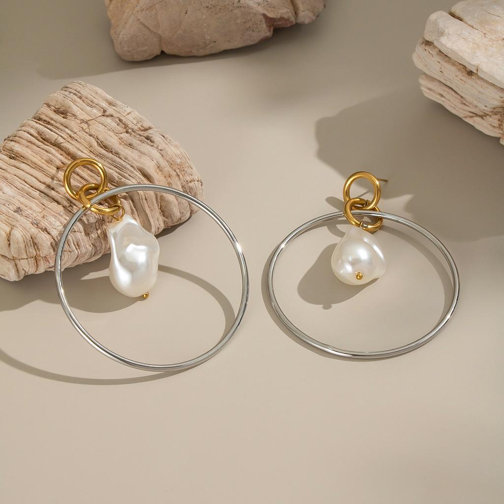  Popular Baroque Pearls Stud Earrings Golden Stainless Steel Attractive Chic Jewelry Accessories New Wholesale