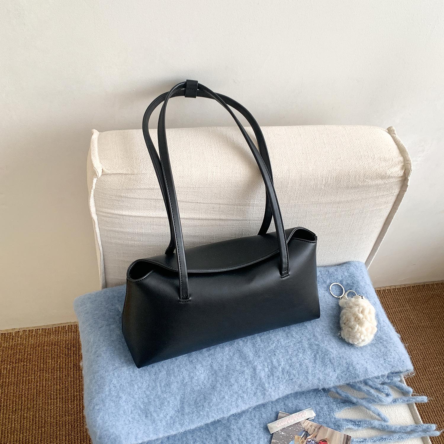 

Korean Minimalist Commuting Versatile Fashionable Women s Handbag Niche Solid Color Flip PU Shaped Shoulder Bag чёрный