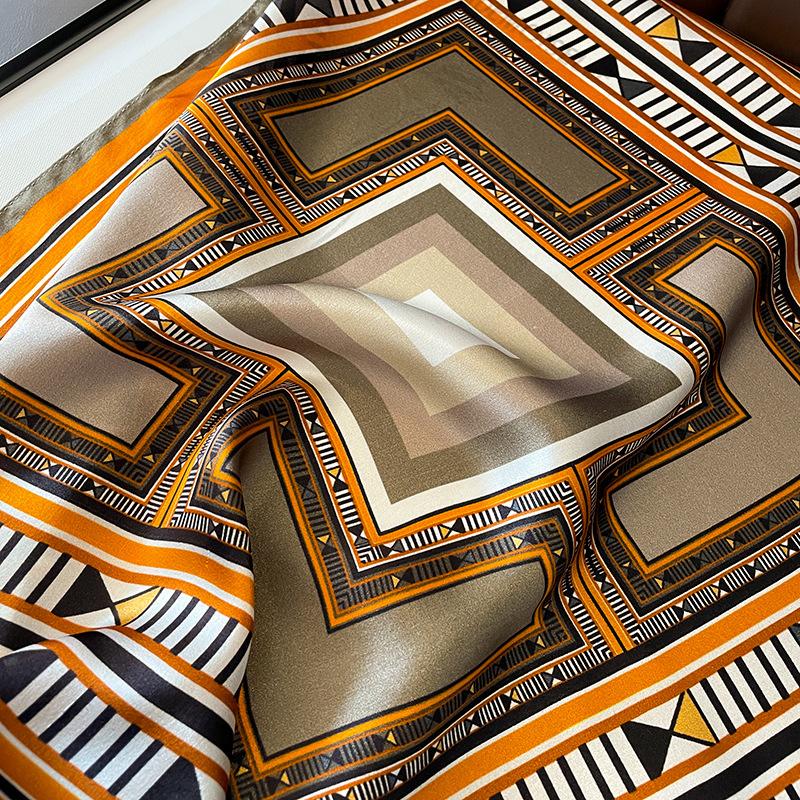 Fashion 100% Nature Silk Square Scarf Women Female Foualrd Neckerchief Neck Ties Small Scarves Shawl Bandana Hijab Pashmina