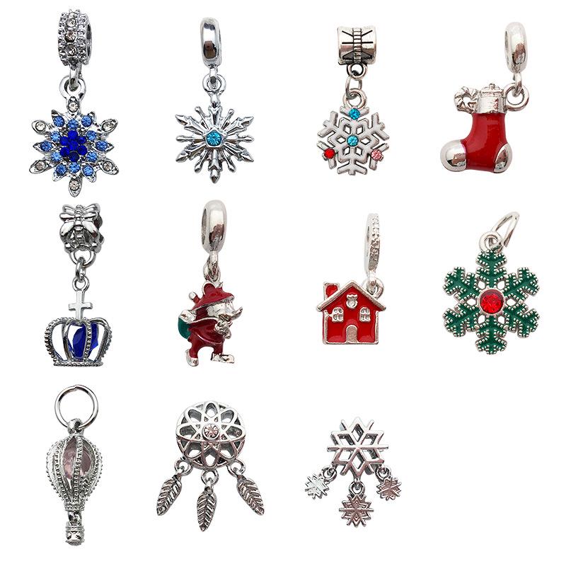 

Rhinestone Epoxy Snowflake Charm for DIY Christmas Jewelry Bracelets & Necklaces