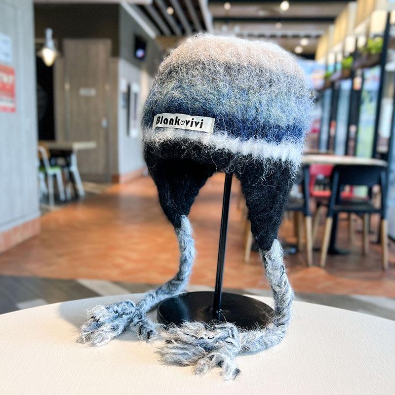 

Новая модная плюшевая шапка с цветными блоками для женщин. Милая вязаная шапка с защитой ушей. Осенне-зимняя мягкая ворсистая вязаная шерстяная шапка. one size