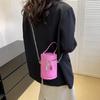 Premium sense portable bucket bag women's new niche design casual shoulder messenger bag cylinder handbag women