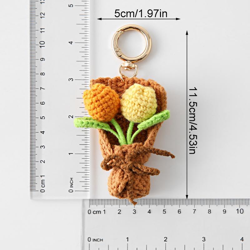 Crocheted Bouquet Bag Pendant Handmade Key Rings Holders Gift Accessories Simulated Tulip Ornament Keychain Decorative 5 Colors