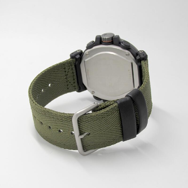 Casio Serie PRO TREK - Display Doppio a Disco Montagna Outdoor Alimentazione Solare Smartwatch Multifunzione Antiurto e Impermeabile PRW-6600YB-3PR