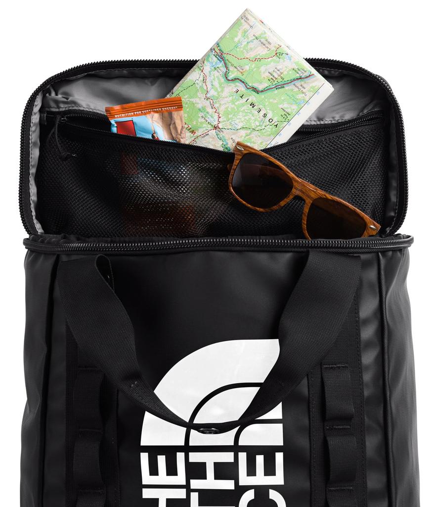 The North Face Explore Fusebox Daypack Backpack TNF OS - Large, Black/TNF White,