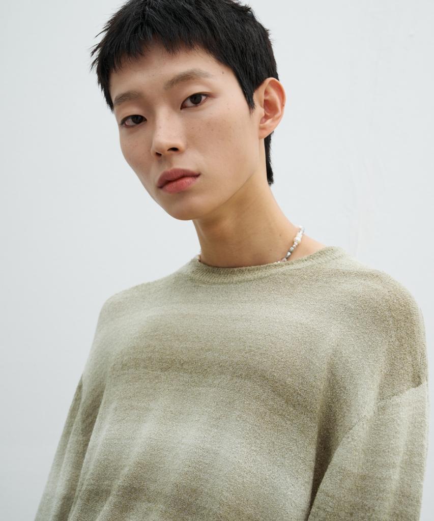 MINAV Gradient Boucle Knit [Khaki]