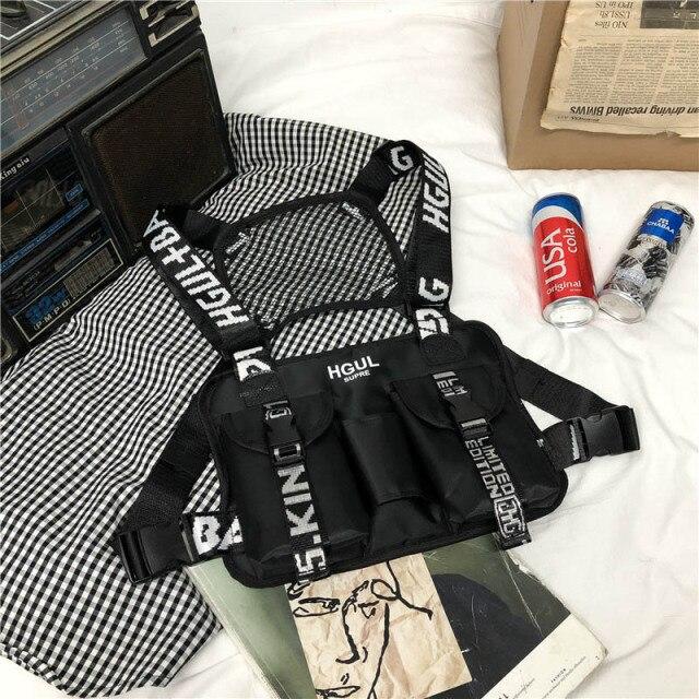 Sac de poitrine pour homme, sac de poitrine utilitaire de sport d'inspiration tactique avec gilet de sport de voyage en plein air imperméable à poches multiples, sac pour homme acheter à prix