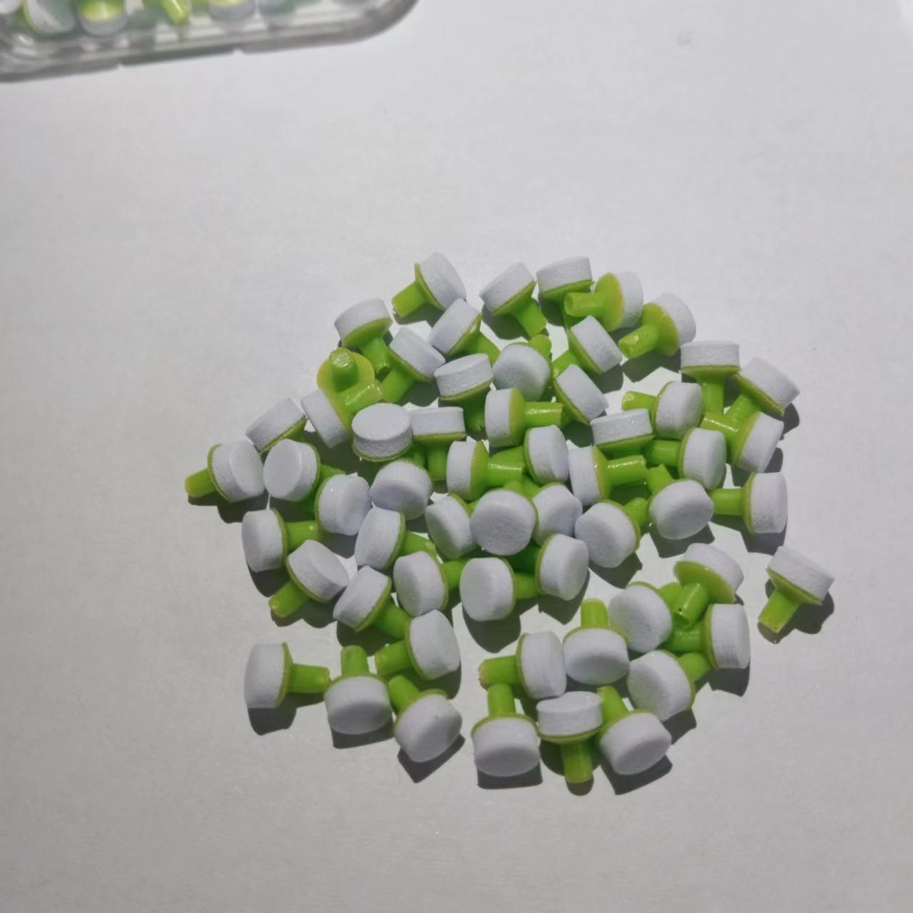 

Пінопластова голова для рукоділля - Великі та малі одноразові насадки