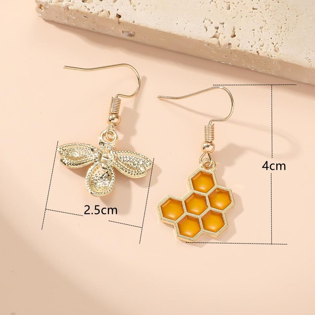 2 szt. Proste i modne kolczyki z zawieszkami w kształcie żółtej pszczoły, codzienne i wszechstronne, wykwintne kolczyki w kształcie owadów