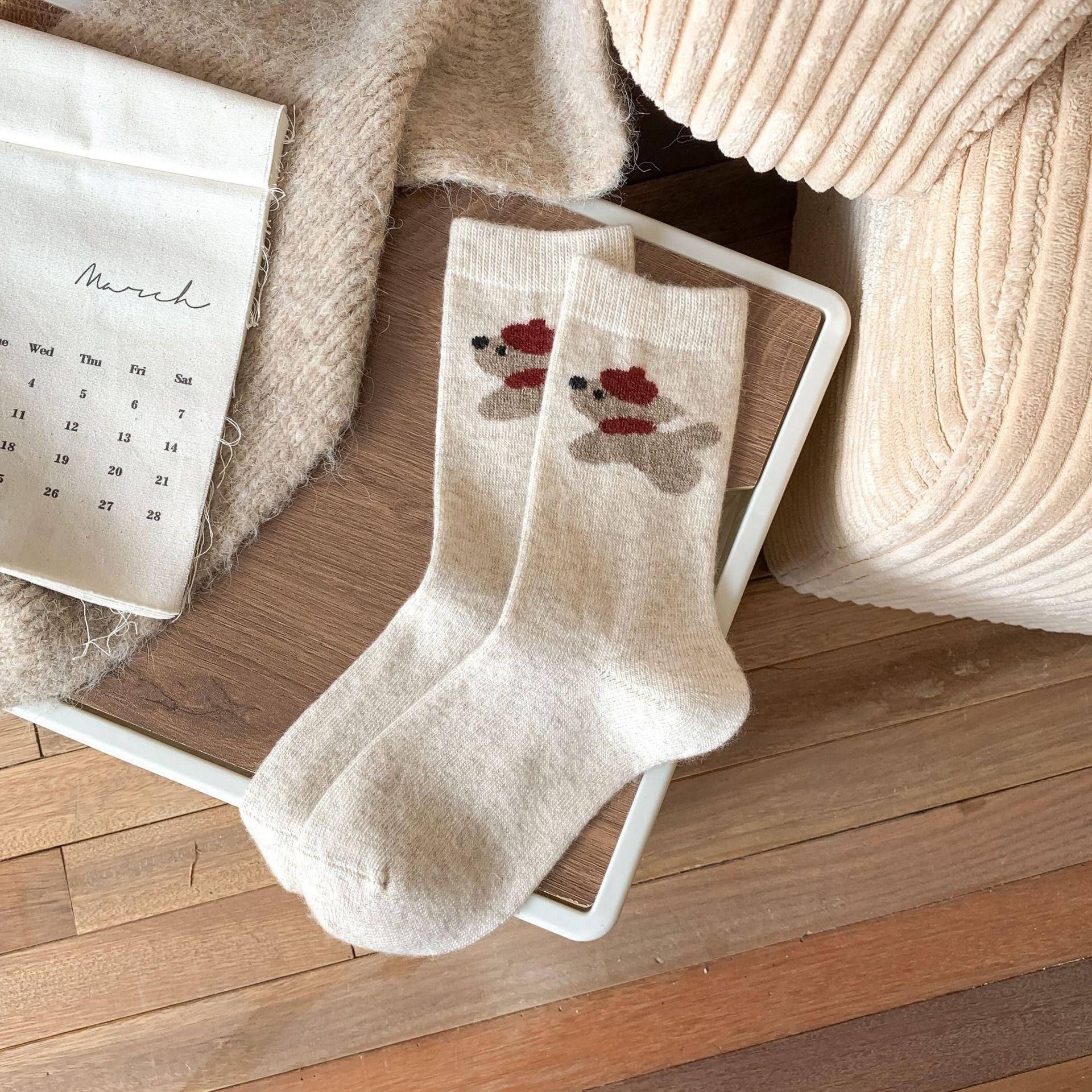 

Scarf, Puppy, Wool Socks, Thickened Warm Socks, Versatile Mid-Leg Socks, Stacked Socks, Boneless Socks брудно-білий