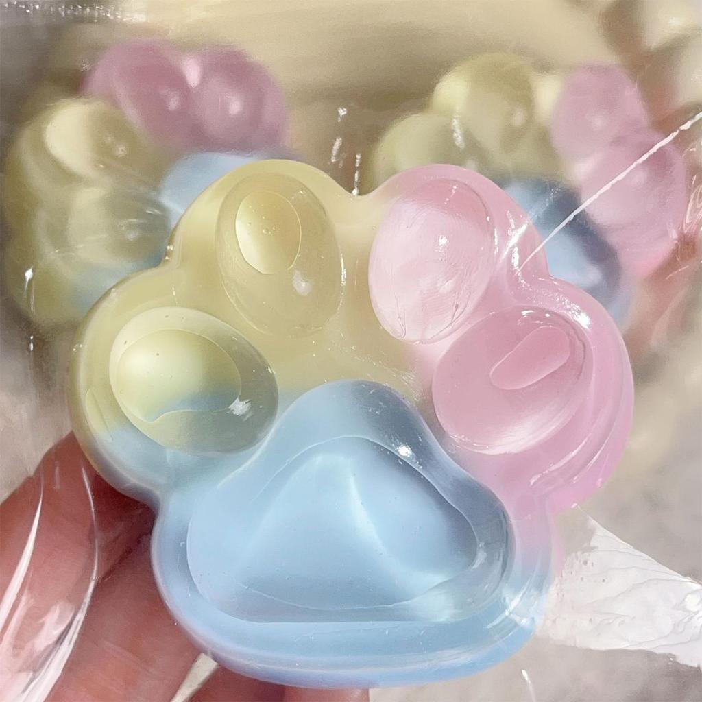 1pcs Squeeze Cat Paw Toys Cute Soft Abreact Relief Relax Toys Sticky Decompressing Pinching Cat Paw Stress Relief SquishyToy