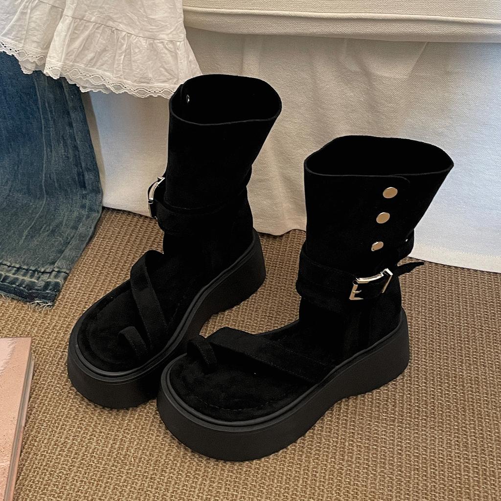 Queen Fan retro thick-soled one-word sandals for women's summer wear 2025 new high-end cover toe heightening cool boots