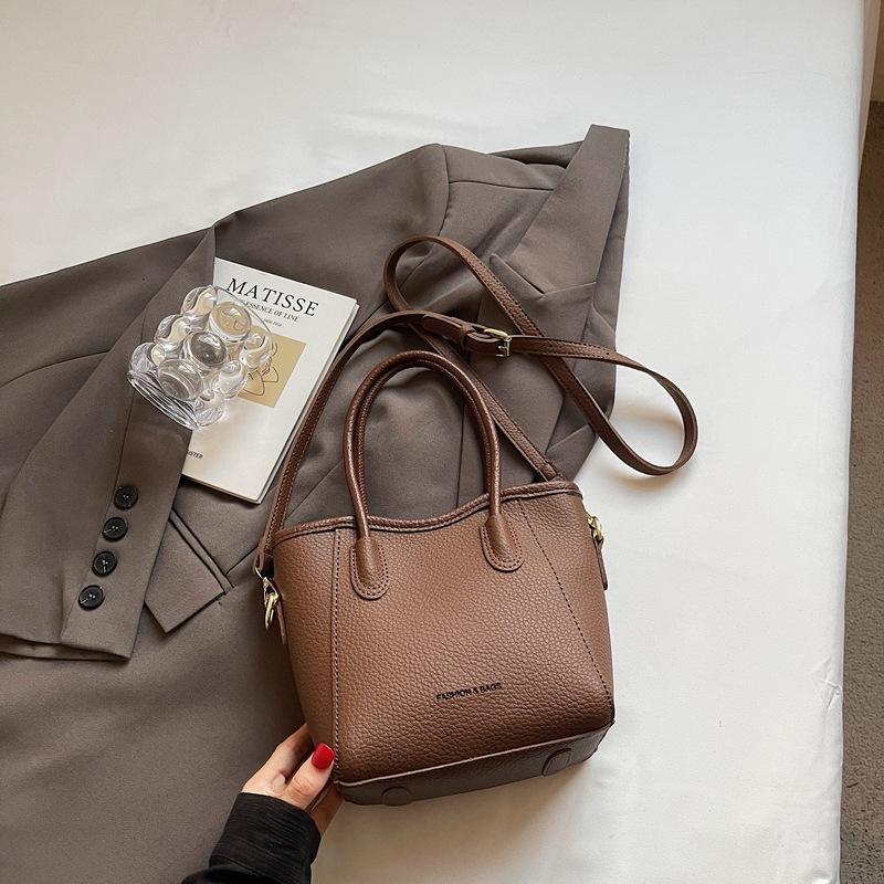 Popular small bag women's new versatile messenger bag high-end handbag bucket bag