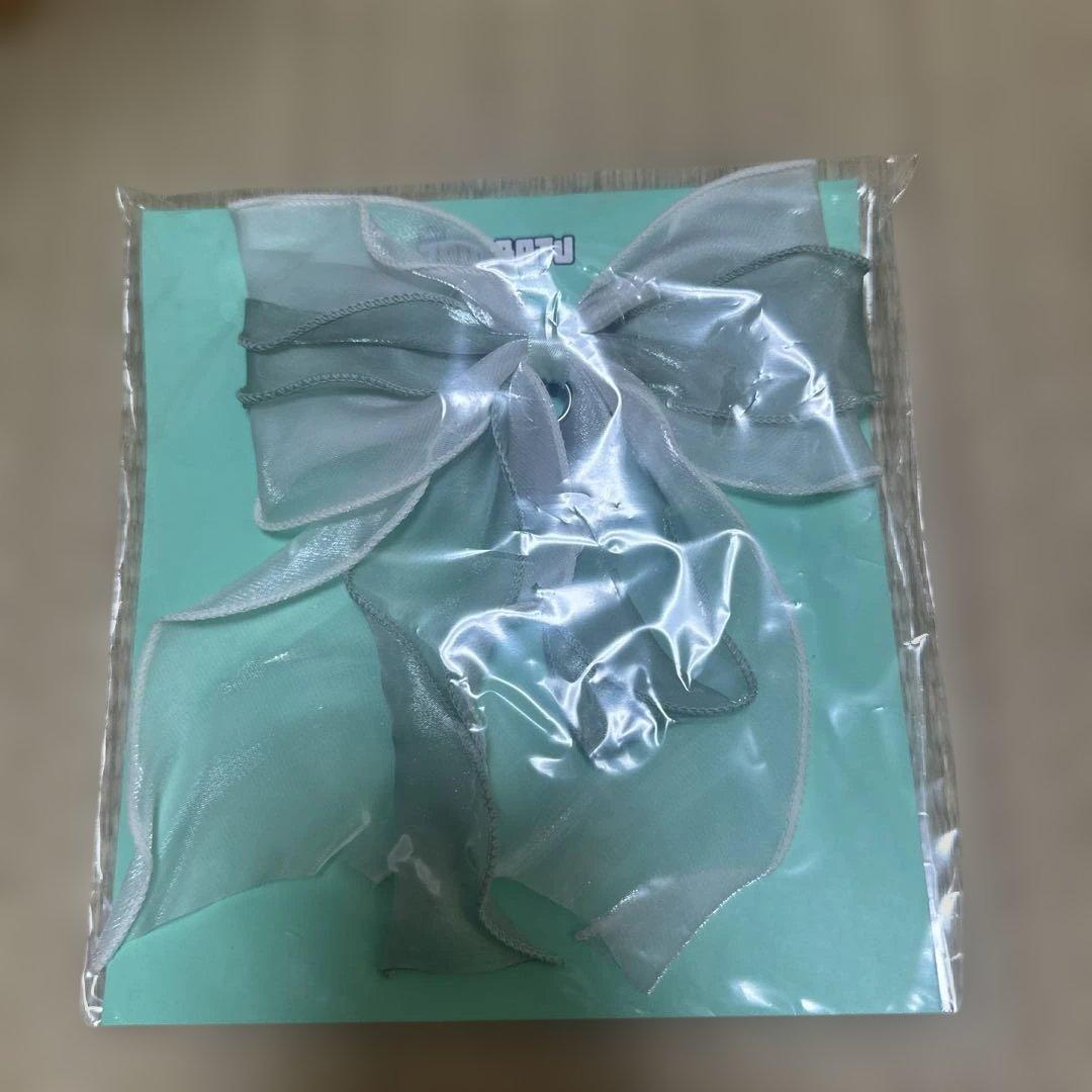 [Б/У] Заколка для волос HYBE Чхве Ён-мён