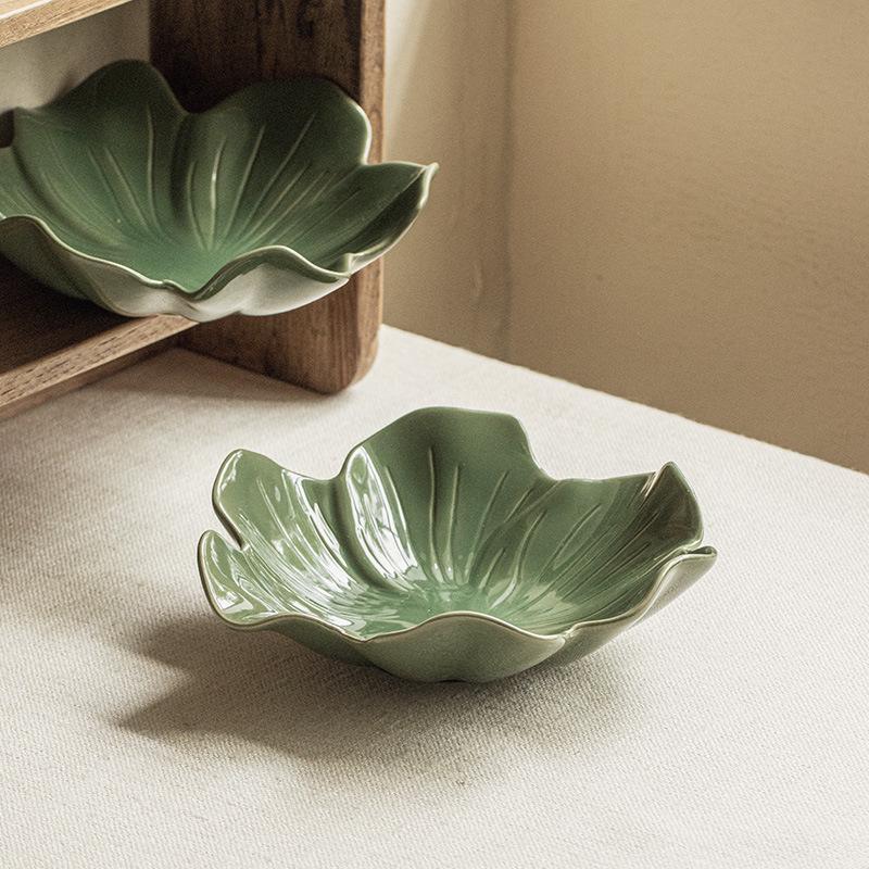 Nordic Irregular Ceramic 9-Inch Plate for Dining, Fruit, Candy, or Snacks