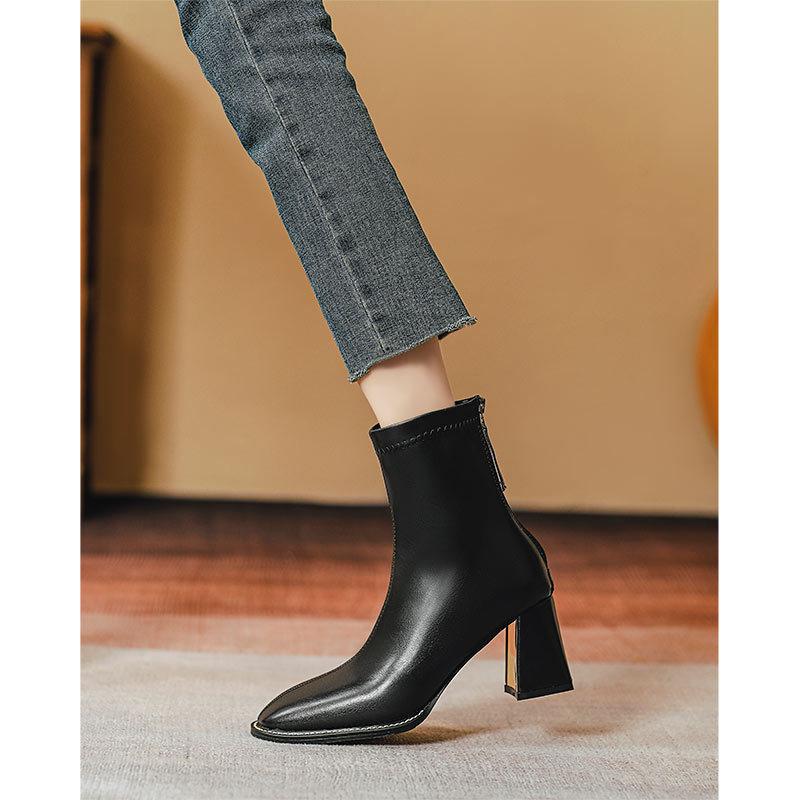 

Small short boots women s thick heels high heels new single boots rear zipper thin square head medium women s boots 34 чёрный