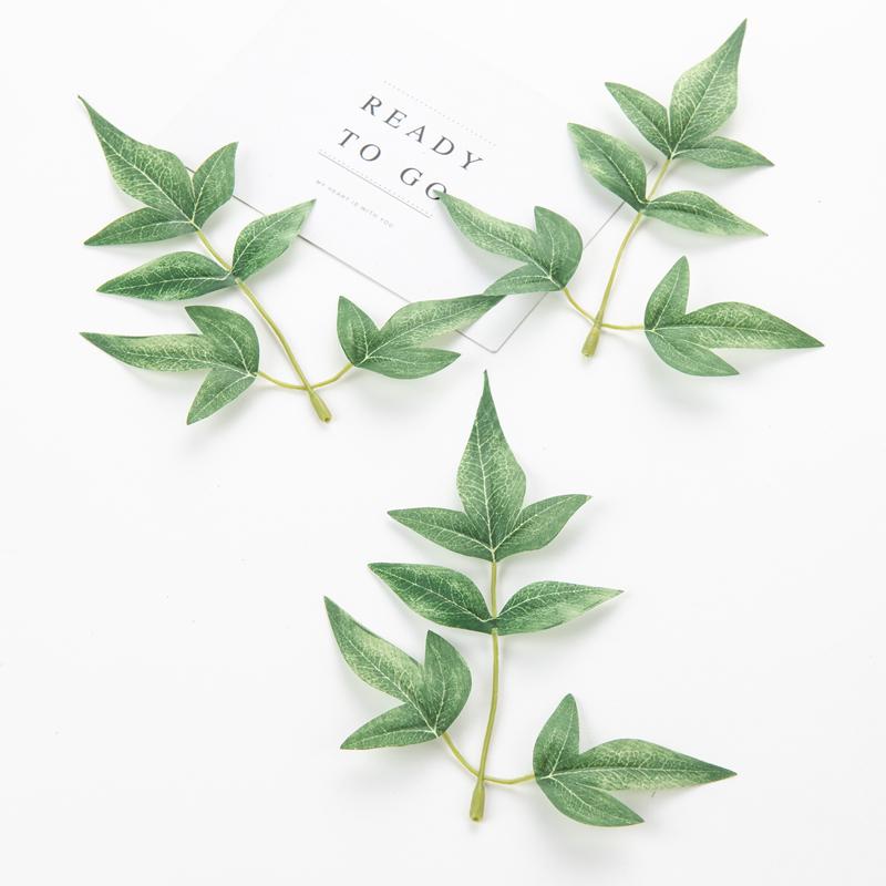 

50PCS Artificial Flowers Silk Maple Leaf Christmas Decoration for Home Wedding Outdoor Garden Scrapbook Needlework Fake Plants зелёный