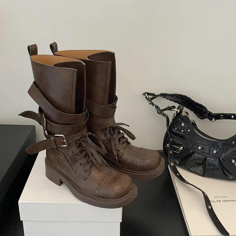 Designer Tjock Klack Dam Mellanvadsstövlar Mode Damer Bältesspänne Riddarstövletter