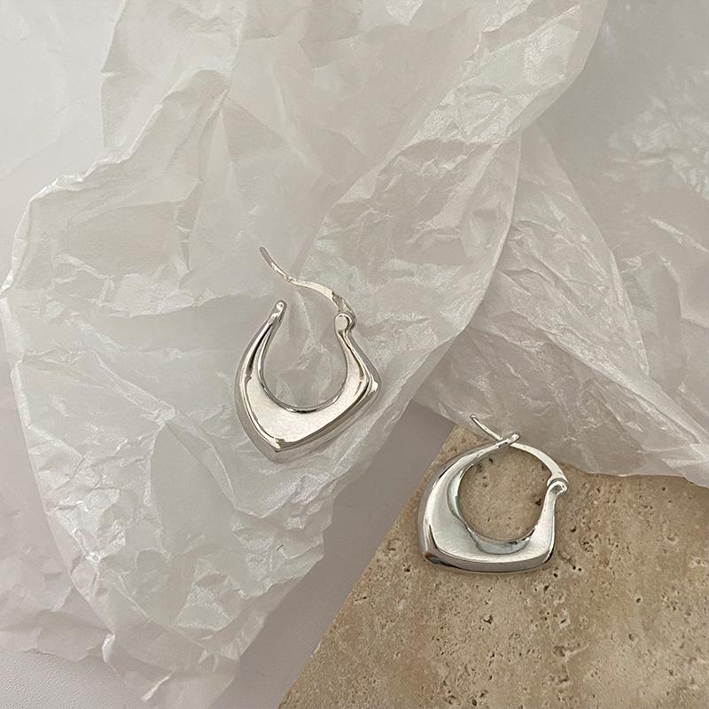 

Трендовые корейские минималистичные геометрические металлические каффы для женщин 2023