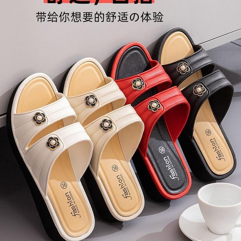 Medium heel slippers women's summer outer wear wedge heel thick bottom non-slip soft bottom sandals household