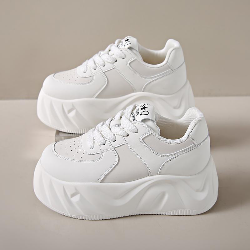 Heels Womens Designer Leisure Sneakers Fashion Casual Microfiber Leather Breathable Height Increased Flat Platform Board Shoes