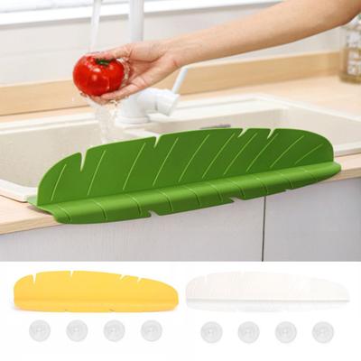 1/2 Pièces Protection Anti-Éclaboussures d'Évier en Forme de Feuille avec Ventouses Protecteur d'Éclaboussures d'Eau pour Lavage de Légumes Plan de Travail de Cuisine Panneau Anti-Éclaboussures