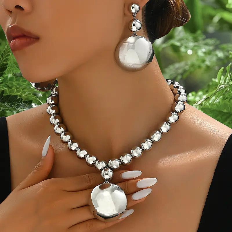 New Accessories Exaggerated Geometric Cyberwind Beads Necklace Jewelry Simple Beaded Neck Chain Choker Female