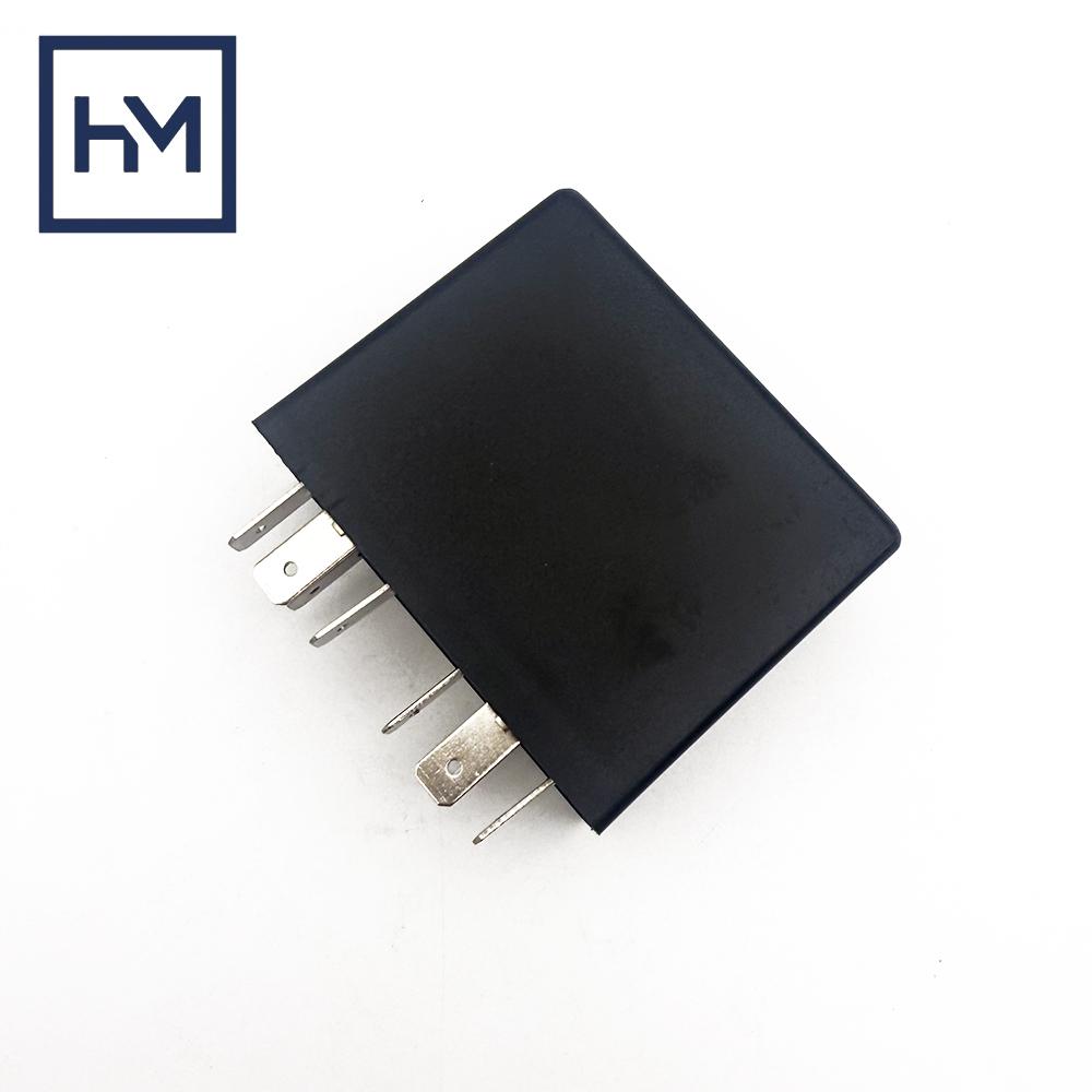 

OE:1504270 1401788 1902698 1327013 2005179 Headlight relay for Scania 1504270