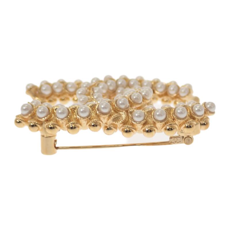 Chanel ABB011 Brooch Gold Metal Women